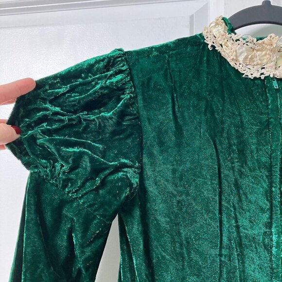 Vintage Green Velvet Victorian Dress 80s Handmade Lace Puff Sleeve Goth Whimsy - Picture 13 of 16